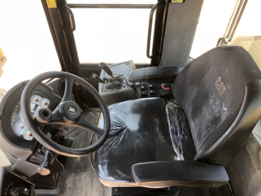 ขายรถตักล้อยาง CAT 924G นำเข้าเองจากญี่ปุ่น สภาพสวยพร้อมใช้ มีVDOการทำงานครับ