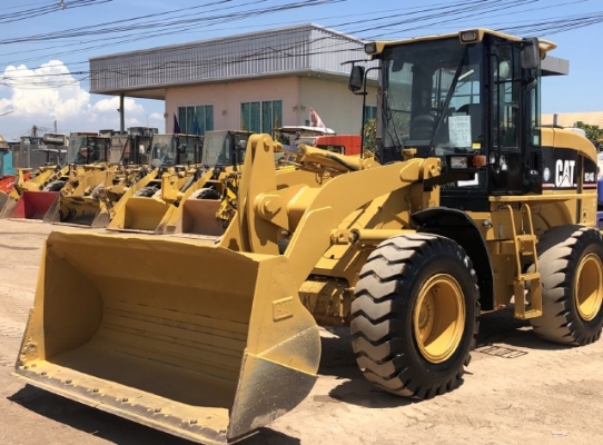 ขายรถตักล้อยาง CAT 924G นำเข้าเองจากญี่ปุ่น สภาพสวยพร้อมใช้ มีVDOการทำงานครับ