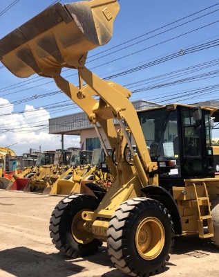 ขายรถตักล้อยาง CAT 924G นำเข้าเองจากญี่ปุ่น สภาพสวยพร้อมใช้ มีVDOการทำงานครับ