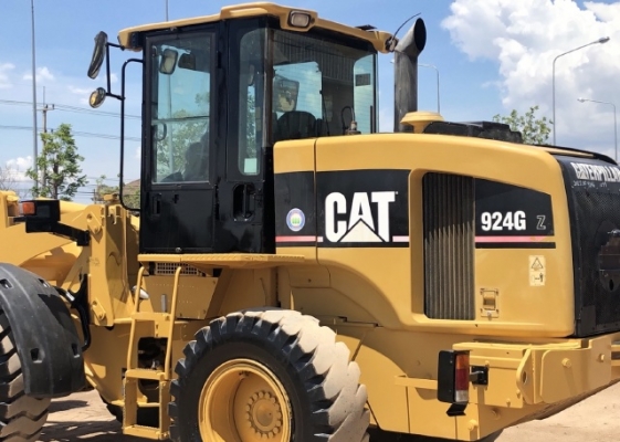 ขายรถตักล้อยาง CAT 924G นำเข้าเองจากญี่ปุ่น สภาพสวยพร้อมใช้ มีVDOการทำงานครับ
