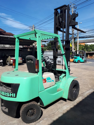 MITSUBISHI 2.5 ตัน ดีเซล 3 เมตร งาหมุนได้ สินค้านำเข้า ไม่เคยใช้งานในไทย ชมเครื่องจักร โฟล์คลิฟท์ รอก นับ1,000รายการจากญี่ปุ่นwww.paholgroup.com