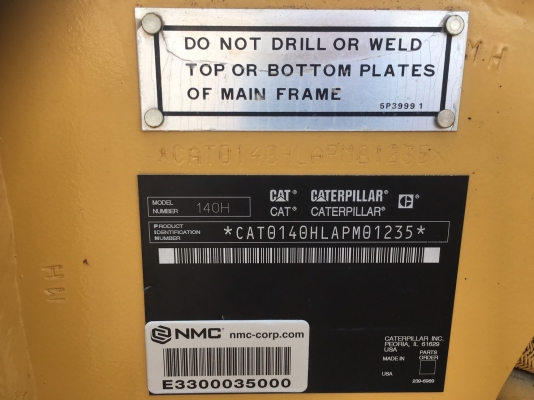 ขายรถเกรด 140H # APM นำเข้าจาก USA สนใจติดต่อ อำพล 090-9694506, 080-3031241 ขายรถเกรด 140H # APM นำเข้าจาก USA สนใจติดต่อ อำพล 090-9694506, 080-3031241