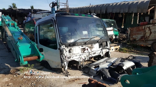 SALE*โปรลดกระหน่ำ ราคาถูกตาแตก!!หัวเก๋งรถบรรทุก ไซค์10ล้อ -หัวลาก /CABIN ISUZU :GIGA / ราคาเพียง:27,000 บาท เท่านั้น!!