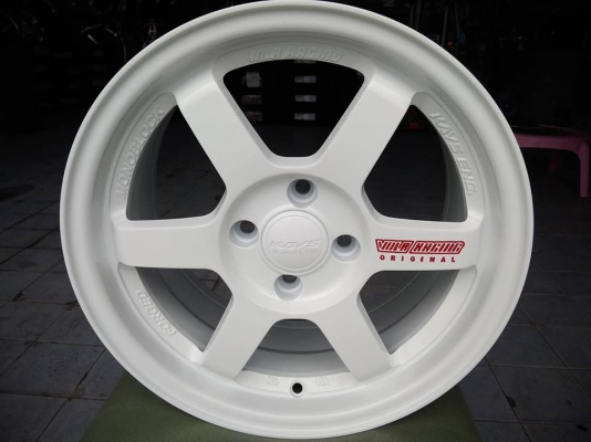 แม็กใหม่ลาย te37 ขอบ 15 สีขาวหยอดแดง แม็กใหม่ลาย te37 ขอบ 15 สีขาวหยอดแดง