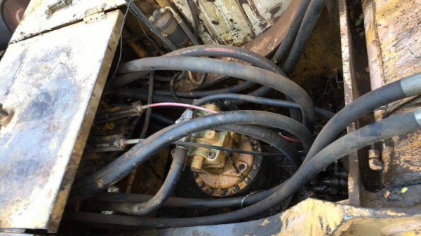 ขายรถแบคโฮ KATO HD700-V// ราคา 350000 ขายรถแบคโฮ KATO HD700-V// ราคา 350000