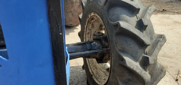 ขายรถไถ FORD TD95 สภาพพร้อมไช้