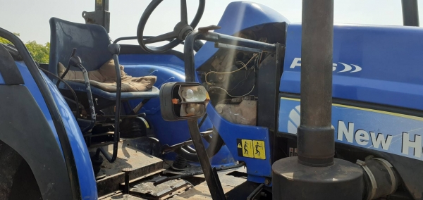 ขายรถไถ FORD TD95 สภาพพร้อมไช้