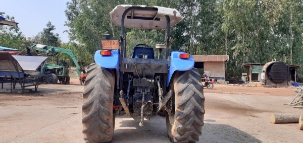 ขายรถไถ FORD TD95 สภาพพร้อมไช้