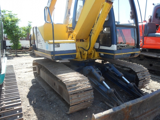 SK60 มาร์คทรี KOBELCO @680,000 เอกสารเล่มทะเบียน รถสวยพร้อมใช้  สนใจคลิ๊ก ☎ 081-989-1989 หรั่งครับ