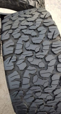 ขาย ยาง BF All KO2 265/60/18 สวยๆ ขาย ยาง BF All KO2 265/60/18 สวยๆ
