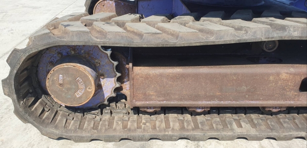 PC75uu-2 KOMATSU (รถนอก นำเข้า ขายถูก)@425,000 รถขุดเก่านอก สถาพดีพร้อมใช้ เพิ่งนำเข้ามายังไม่เคยใช้งานในเมืองไทยเลย เครื่องดีปั้มเเรงพร้อมใช้ บูมอาร์มสวย ช่วงล่างดี เร็วแรง ไม่โหลดพร้อมใช้รถเดิมๆ ขายตามสภาพ เอกสารอินวอยสนใจคลิ๊ก ☎ 081-989-1989 หรั่งครับ