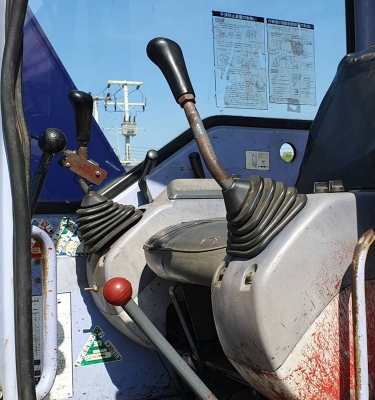 PC75uu-2 KOMATSU (รถนอก นำเข้า ขายถูก)@425,000 รถขุดเก่านอก สถาพดีพร้อมใช้ เพิ่งนำเข้ามายังไม่เคยใช้งานในเมืองไทยเลย เครื่องดีปั้มเเรงพร้อมใช้ บูมอาร์มสวย ช่วงล่างดี เร็วแรง ไม่โหลดพร้อมใช้รถเดิมๆ ขายตามสภาพ เอกสารอินวอยสนใจคลิ๊ก ☎ 081-989-1989 หรั่งครับ