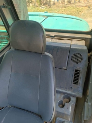 ขายจ้า..KOBELCO SK120-3 มาร์คไฟว์  ซุปเปอร์  เก่าใน สภาพสวย แทรคใหญ่ 70 เอกสารอินวอย  พร้อมใช้ โทร 089-3818694 จ๊อย