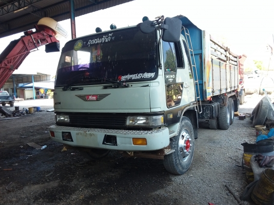 ขายสิบล้อดั้ม 2 เพลา Hino เครื่อง 195 แรงม้า ขายสิบล้อดั้ม 2 เพลา Hino เครื่อง 195 แรงม้า