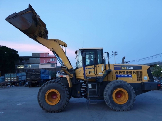 ขายรถตักล้อยาง KOMATSU WA430-5 ซีเรี้ยล 60021 ปี.56 ราคา.2,900,000 รถสวย ใช้น้อย เดิมๆเอกสารใบแจ้งจำหน่าย รถใช้งานอยู่ สนใจโทร.081-3531946 ต่อ.บางนา &amp; ID-LINE รถอยู่ จ.สมุทรปราการ