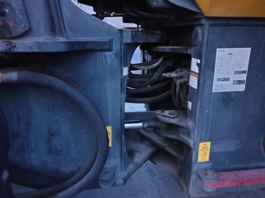 ขายรถตักล้อยาง KOMATSU WA430-5 ซีเรี้ยล 60021 ปี.56 ราคา.2,900,000 รถสวย ใช้น้อย เดิมๆเอกสารใบแจ้งจำหน่าย รถใช้งานอยู่ สนใจโทร.081-3531946 ต่อ.บางนา &amp; ID-LINE รถอยู่ จ.สมุทรปราการ