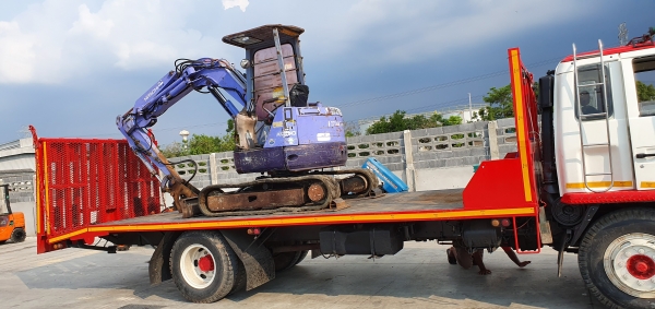 ขายด่วนรถแบคโฮฮิตาชิFX40รุ่นใหม่คอลโทลสั้นน้ำมันปั้มนิ้วดีเทียบเท่าPC40รถนอกสถาพดีพร้อมใช้เพิ่งนำเข้ามายังไม่เคยใช้งานในไทยเลย