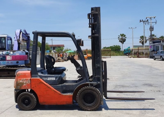 รถฟอร์คลิฟท์ขนาด 2.5 ตัน ยีห้อ TOYOTA 8FD25 เครื่องยนต์ดีเซล1DZ//2 เกียร์ออโตเมติก เสายกสูง 4 เมตร ยกหนักได้ 2500 กิโลกรัม งายาว 1.50 เมตร ยางตัน 4 ล้อ ✅ รถฟอร์คลิฟท์มือสองญี่ปุ่นพร้อมใช้งาน รถฟอร์คลิฟท์ขนาด 2.5 ตัน ยีห้อ TOYOTA 8FD25 เครื่องยนต์ดีเซล1DZ//2 เกียร์ออโตเมติก เสายกสูง 4 เมตร ยกหนักได้ 2500 กิโลกรัม งายาว 1.50 เมตร ยางตัน 4 ล้อ ✅ รถฟอร์คลิฟท์มือสองญี่ปุ่นพร้อมใช้งาน