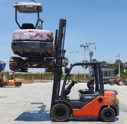 รถฟอร์คลิฟท์ขนาด 2.5 ตัน ยีห้อ TOYOTA 8FD25 เครื่องยนต์ดีเซล1DZ//2 เกียร์ออโตเมติก เสายกสูง 4 เมตร ยกหนักได้ 2500 กิโลกรัม งายาว 1.50 เมตร ยางตัน 4 ล้อ ✅ รถฟอร์คลิฟท์มือสองญี่ปุ่นพร้อมใช้งาน รถฟอร์คลิฟท์ขนาด 2.5 ตัน ยีห้อ TOYOTA 8FD25 เครื่องยนต์ดีเซล1DZ//2 เกียร์ออโตเมติก เสายกสูง 4 เมตร ยกหนักได้ 2500 กิโลกรัม งายาว 1.50 เมตร ยางตัน 4 ล้อ ✅ รถฟอร์คลิฟท์มือสองญี่ปุ่นพร้อมใช้งาน
