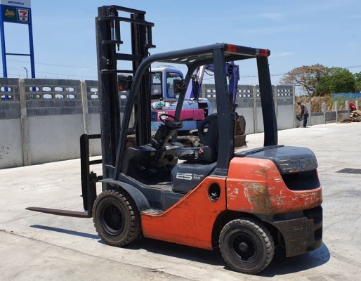รถฟอร์คลิฟท์ขนาด 2.5 ตัน ยีห้อ TOYOTA 8FD25 เครื่องยนต์ดีเซล1DZ//2 เกียร์ออโตเมติก เสายกสูง 4 เมตร ยกหนักได้ 2500 กิโลกรัม งายาว 1.50 เมตร ยางตัน 4 ล้อ ✅ รถฟอร์คลิฟท์มือสองญี่ปุ่นพร้อมใช้งาน รถฟอร์คลิฟท์ขนาด 2.5 ตัน ยีห้อ TOYOTA 8FD25 เครื่องยนต์ดีเซล1DZ//2 เกียร์ออโตเมติก เสายกสูง 4 เมตร ยกหนักได้ 2500 กิโลกรัม งายาว 1.50 เมตร ยางตัน 4 ล้อ ✅ รถฟอร์คลิฟท์มือสองญี่ปุ่นพร้อมใช้งาน