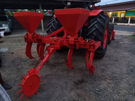 ริปเปอร์สำหรับรถไถใหญ่ ริปเปอร์สำหรับรถไถใหญ่