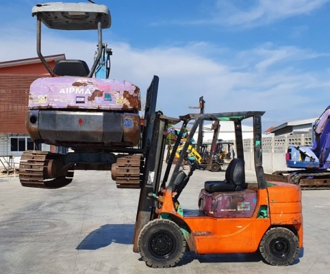 ขายด่วนรถยกดีเซลมิสซูFD25-8ยก2.5ตันเสาสูง3เมตรยกจริงวิ่งได้จริงหนัก2.5ตันสบายๆรถนอกสวยๆนำเข้ายังไม่เคยใช้งานในเมืองไทยเลย