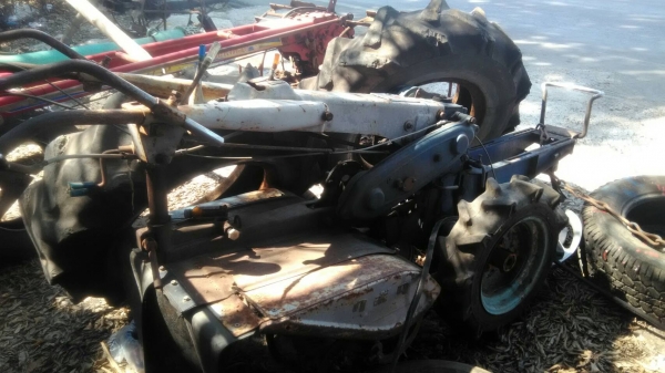 โครงรถเดินตามพรวนดิน