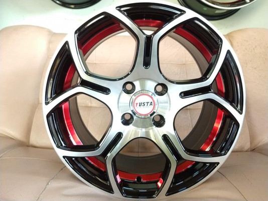 แม็กใหม่ขอบ 15 ราคา 7500 พร้อมยาง 12500 บาท แถมครบชุดแต่ง