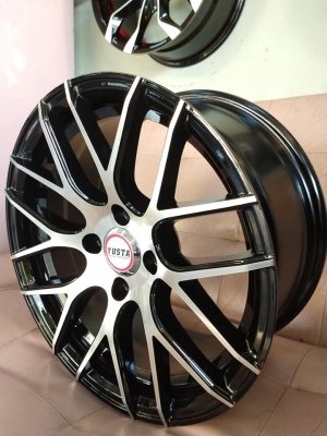 แม็กใหม่ขอบ 15 ราคา 7500 พร้อมยาง 12500 บาท แถมครบชุดแต่ง แม็กใหม่ขอบ 15 ราคา 7500 พร้อมยาง 12500 บาท แถมครบชุดแต่ง