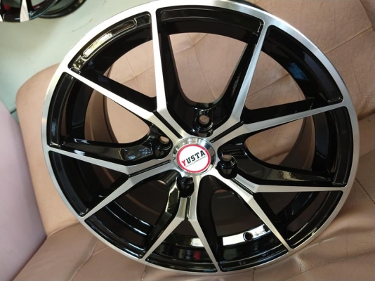 แม็กใหม่ขอบ 15 ราคา 7500 พร้อมยาง 12500 บาท แถมครบชุดแต่ง แม็กใหม่ขอบ 15 ราคา 7500 พร้อมยาง 12500 บาท แถมครบชุดแต่ง