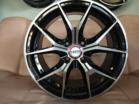 แม็กใหม่ขอบ 15 ราคา 7500 พร้อมยาง 12500 บาท แถมครบชุดแต่ง