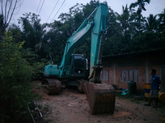 ขายแบคโฮ KOBELCO SK200-8 yn12ราคา 1,400,000