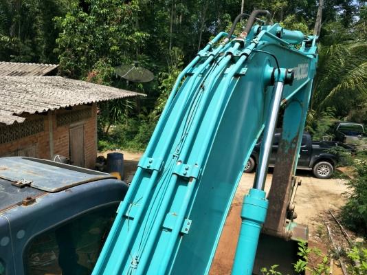 มีVDOขายแบคโฮ KOBELCO200-8ํyn12ราคา 1,400,000