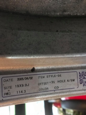 ขายแม็ก RAYS แท้ AX 19นิ้ว หน้า9หลัง11 ใครมาก่อนเอาไป ขายต่อ วันนี้ 12500 ขายแม็ก RAYS แท้ AX 19นิ้ว หน้า9หลัง11 ใครมาก่อนเอาไป ขายต่อ วันนี้ 12500