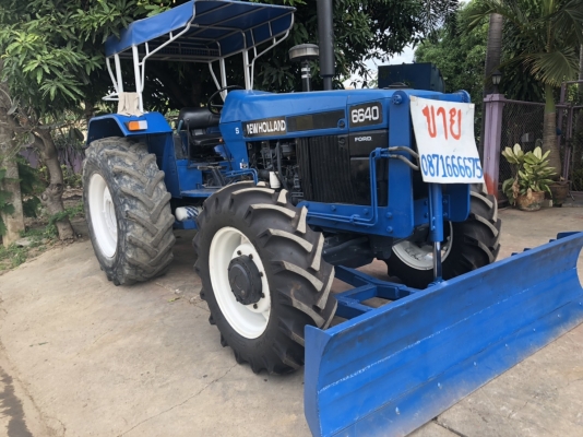 ขายรถไถ 6640 (4*4) คานหน้านิวฮอลแลนด์ เครื่องดี พร้อมใช้งาน มีทะเบียน