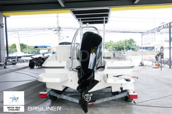 เรือใหม่ เรือตกปลา 2018 Bayliner F18 ติดต่อสอบถาม 063-6729312 (บี)