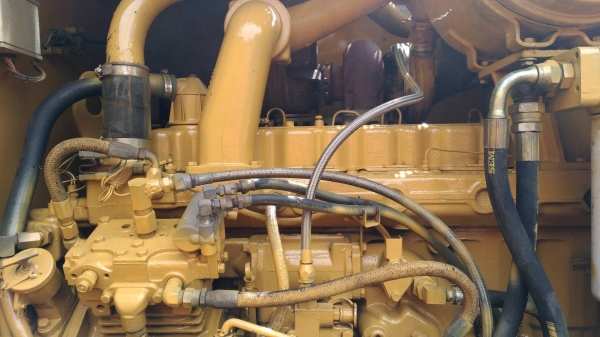 รถเกรด CATERPILLAR รุ่น 143 H