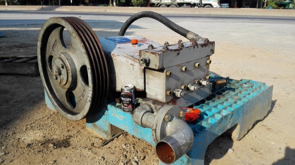 ปั้มฉีดน้ำแรงดันสูงอิตาลี่ SACAVI ITALY Press : 150 Bar / Flow : 134 L/min