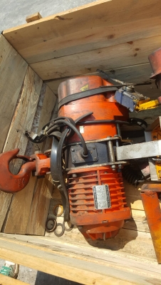 ขาย เครนใช้งานยกของในโรงงาน ขนาด 5 ตัน ความยาว 19 เมตร อุปกรณ์มีครบ ราคาต่อรองได้ครับ