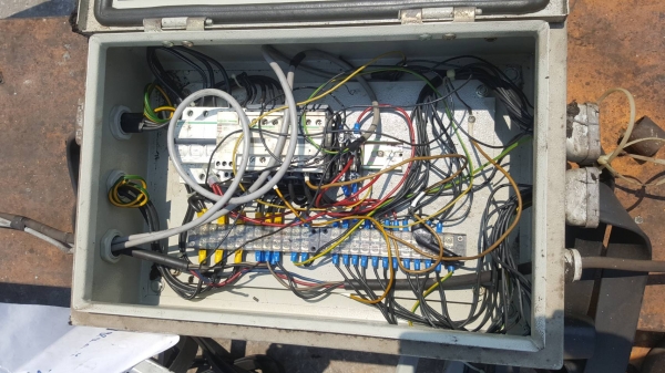 ขาย เครนใช้งานยกของในโรงงาน ขนาด 5 ตัน ความยาว 19 เมตร อุปกรณ์มีครบ ราคาต่อรองได้ครับ