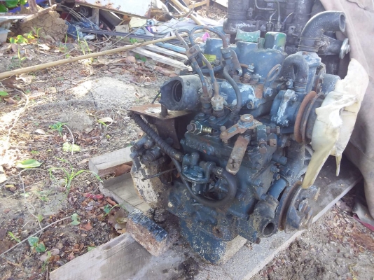 ขายครับ เครื่องคูโบต้า 2สูบ เครื่องดี เครื่องติด พต้อมใช้ พร้อมใช้ราคาถูก