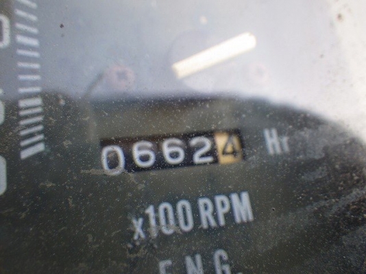 ขายรถตัก YANMAR V2 นำเข้าจากญี่ปุ่น พร้อมใช้ครับ ติดต่อ 063-9316985 ID LINE : 0639316985 ครับ