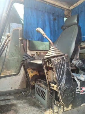 ขายจ้า..KOBELCO SK045 มาร์คทู เก่าใน สภาพดี เดิมๆๆ แทรค 60 พร้อมใช้ เอกสารอินวอย โทร 089-3818694 จ๊อย ขายจ้า..KOBELCO SK045 มาร์คทู เก่าใน สภาพดี เดิมๆๆ แทรค 60 พร้อมใช้ เอกสารอินวอย โทร 089-3818694 จ๊อย