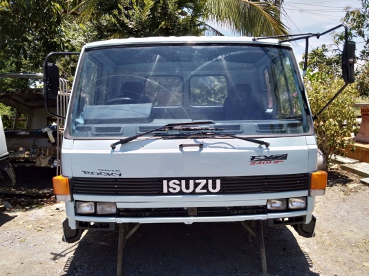 ขาย หัวสิบล้อ อีซูซุ  !!! ร็อคกี้ สภาพงามๆ พร้อมขาดีดหน้า-ขาคำ้หลัง ยกใส่ได้เลย