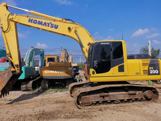 ขาย!! >>> Komatsu Pc200 รุ่น 8MO รถสวยพร้อมลุยงาน เล่มทะเบียน <<<  เบอร์ติดต่อ 098-7155789 086-4631102