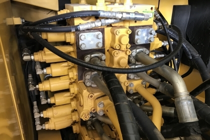 ขาย!! >>> Komatsu PC200 รุ่น 8MO รถสวยๆ สภาพนี้ซื้อไปใช้งานได้เลย <<< เบอร์ติดต่อ 098-7155789 086-4631102