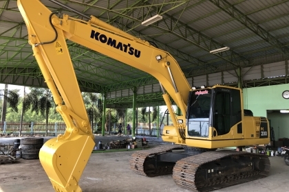 ขาย!! >>> Komatsu PC200 รุ่น 8MO รถสวยๆ สภาพนี้ซื้อไปใช้งานได้เลย <<< เบอร์ติดต่อ 098-7155789 086-4631102