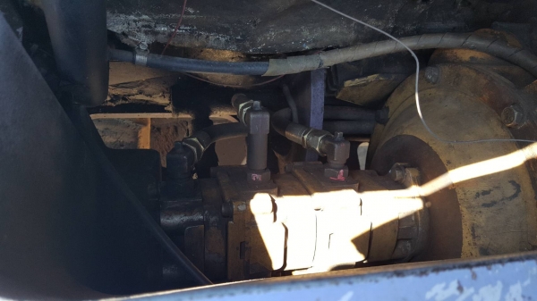 ขายรถขุด KOMATSU PC50UU-2 เครื่องยนต์ KOMATSU -4D84 , จำนวน 4 สูบ คอนโทรลน้ำมัน ปั๊มเฟือง มีลายหัวเจาะ  รถเดิมๆเก่านอก ยังไม่เคยใช้งานในเมืองไทย