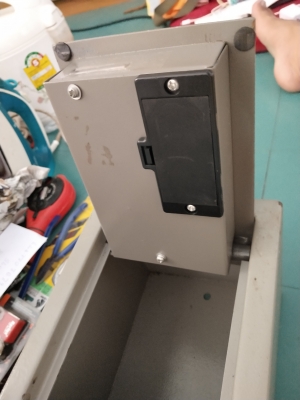 ขายกล่องเหล็กตู้นิรภัยอย่างหนาและหนักเอาไปใช้งานDIY.