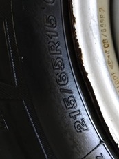 ล้อ6รูขอบ15พร้อมยางบริสโตน215/65/15ปี16 ล้อ6รูขอบ15พร้อมยางบริสโตน215/65/15ปี16